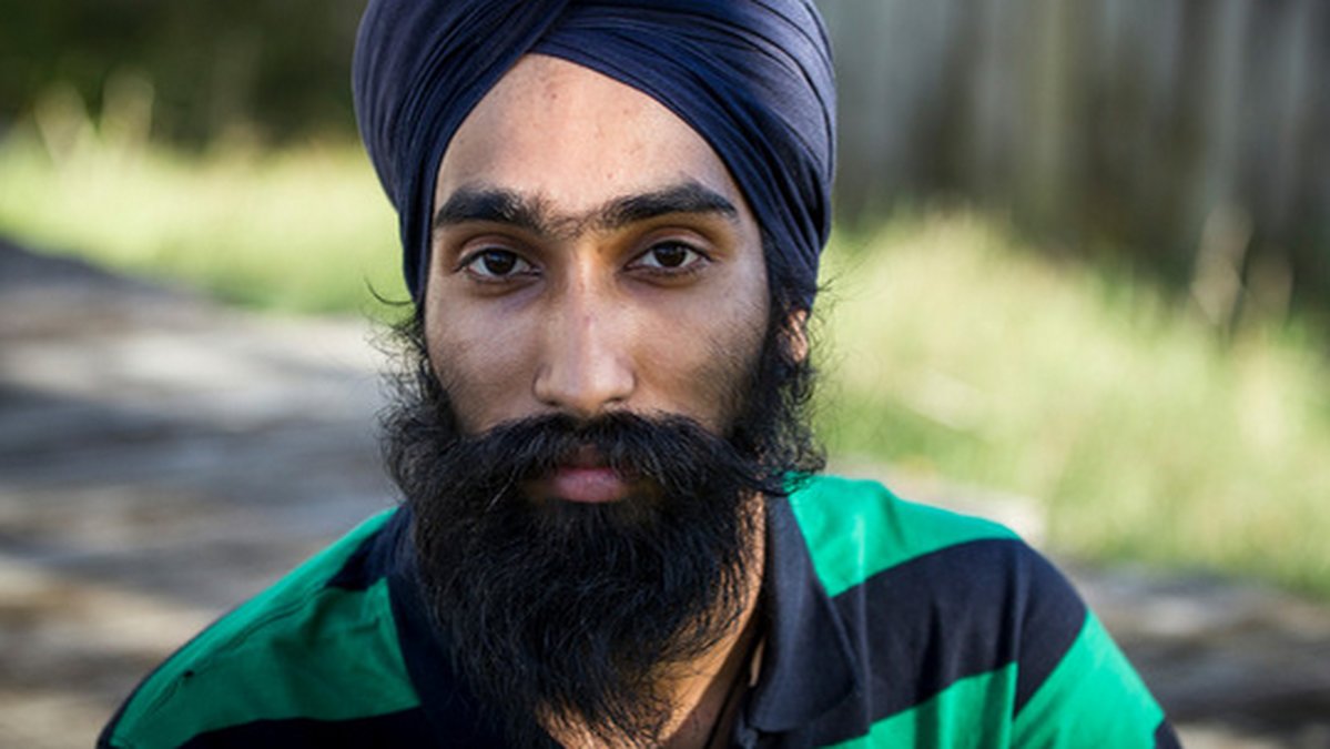 Singh, 22, säger att det var hans jobb att hjälpa pojken.